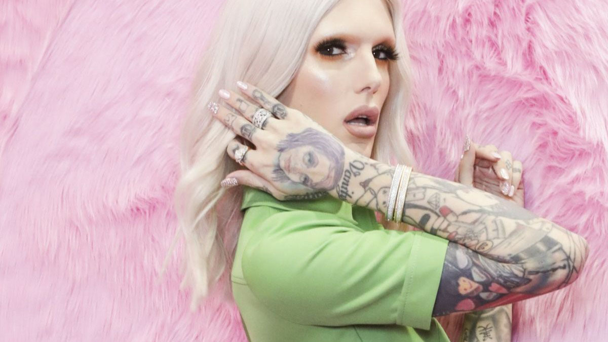 net worth of $200 million.<br /><br />Jeffrey Lynn Steininger Jr. (born November 15, 1985), known professionally as Jeffree Star, is an Amer...